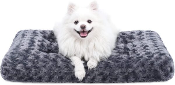 Dark grey thickened plush pet bed